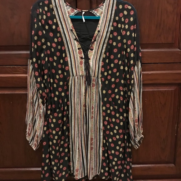 Free People Dresses & Skirts - Like new condition! Free People dress size Small.